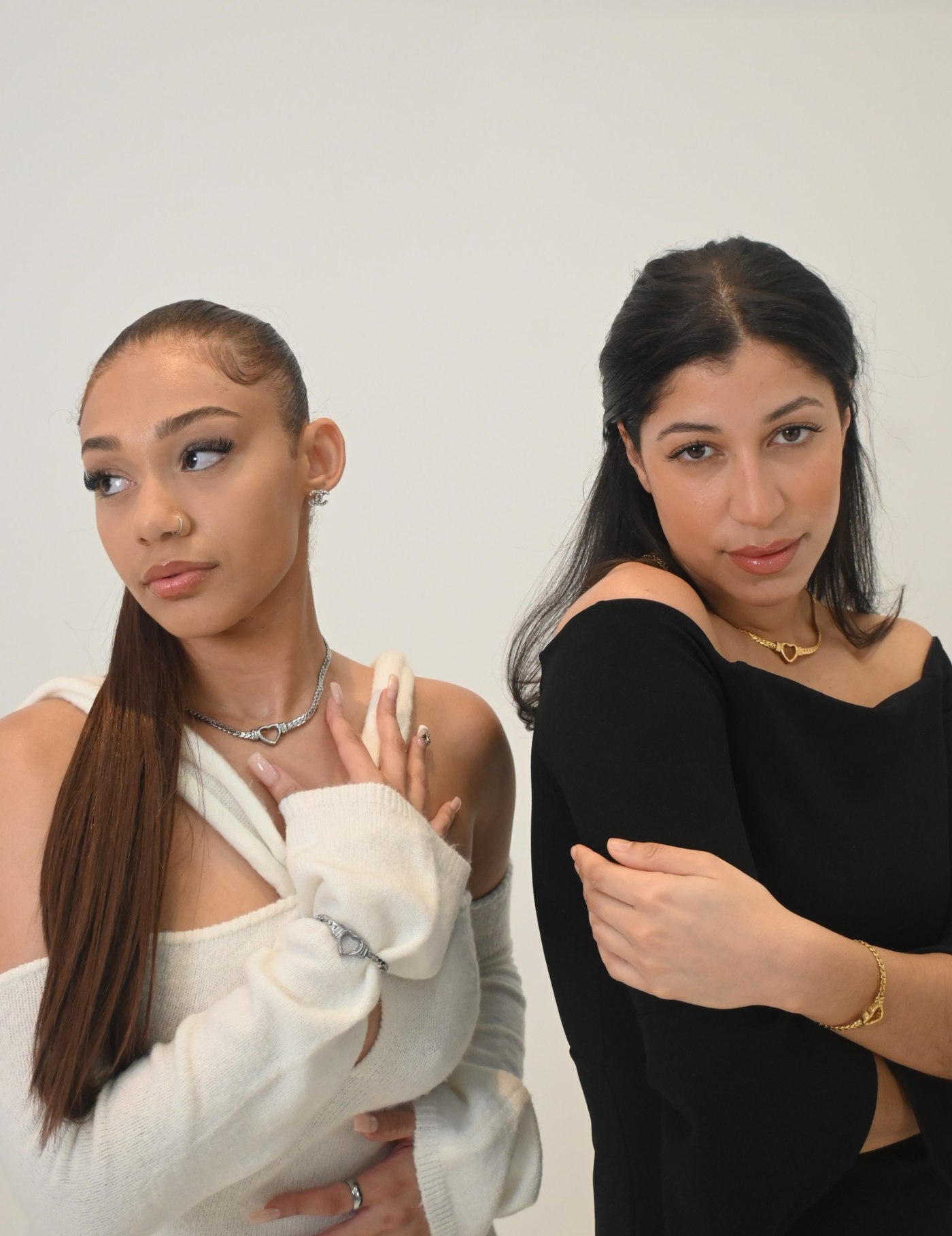 Vi LaVie Open Heart campaign shoot featuring two models